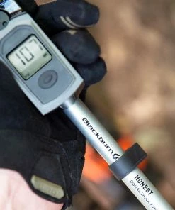 Blackburn HONEST Mini Pompe à Amortisseur Numérique 13 Blackburn HONEST Mini Pompe à Amortisseur Numérique -Composants, périphériques de vélo de route Ventes Blackburn HONEST Digitale Mini Dampferpumpe 3530 574 f