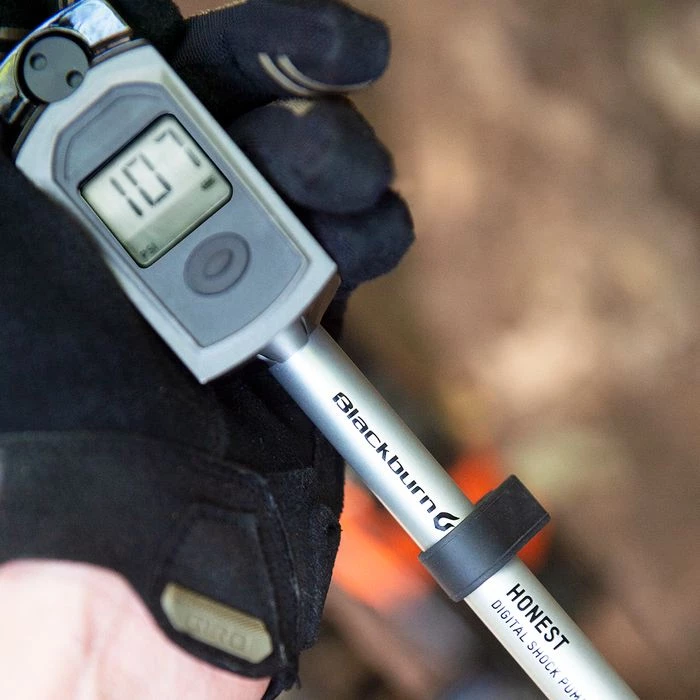 Blackburn HONEST Mini Pompe à Amortisseur Numérique 8 Blackburn HONEST Mini Pompe à Amortisseur Numérique – Image 6