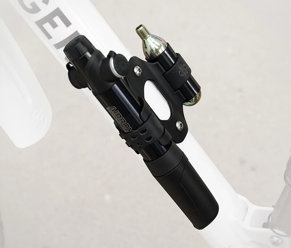 SKS Germany Airboy CO₂ Mini Pump 6 SKS Germany Airboy CO₂ Mini Pump – Image 4