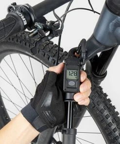 Topeak Mountain Digital 2Stage Minipumpe 9 Topeak Mountain Digital 2Stage Minipumpe -Composants, périphériques de vélo de route Ventes Topeak Mountain Digital 2Stage TMTD 2STG 3